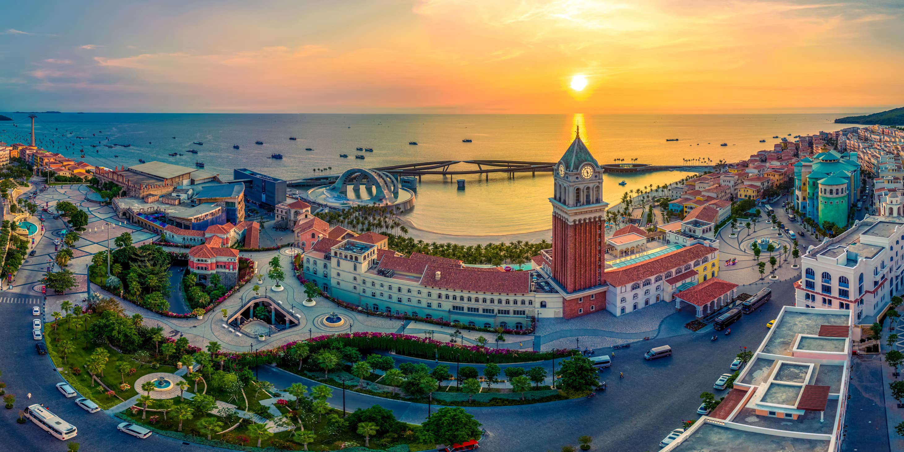 Vietnam Escape — Hanoi, Da Nang & Phu Quoc